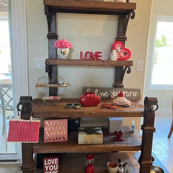 Hello Kitty Heart Container - Picture 7 of 8